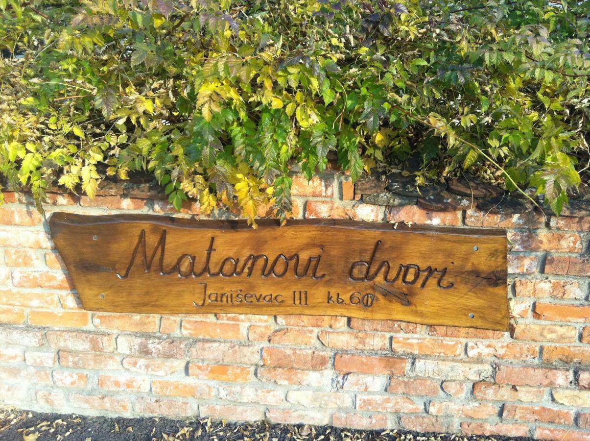 Matanovi Dvori Villa Slavonski Brod Luaran gambar